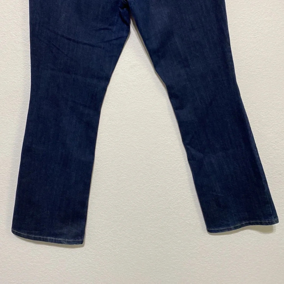 Levi's 515 Bootcut Dark Wash Jeans - Picture 9 of 10
